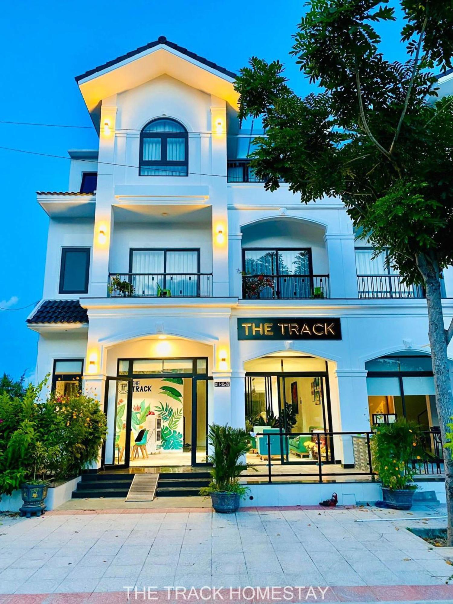 Cam Lam The Track Homestay - Near Bai Dai Beach מראה חיצוני תמונה